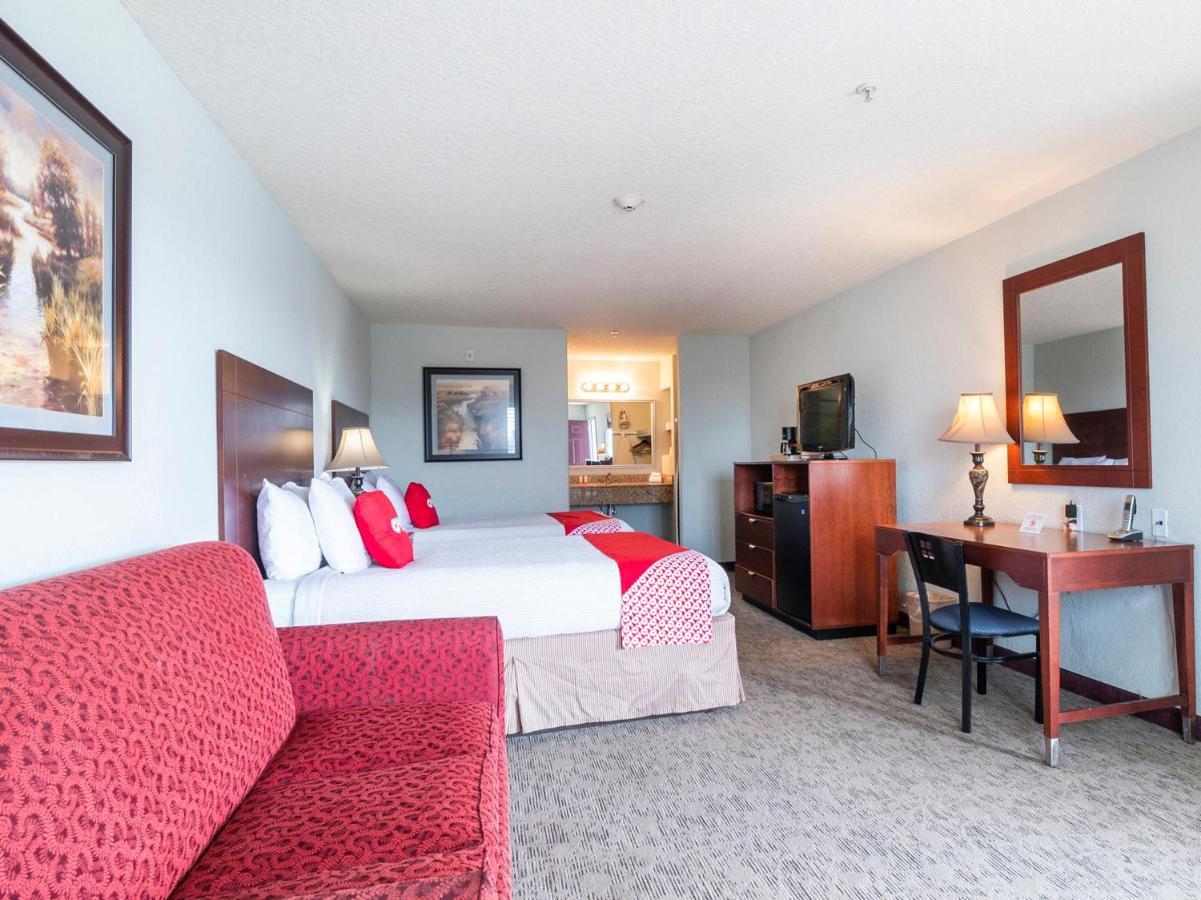 Oyo Hotel Pearsall I-35 West Kültér fotó